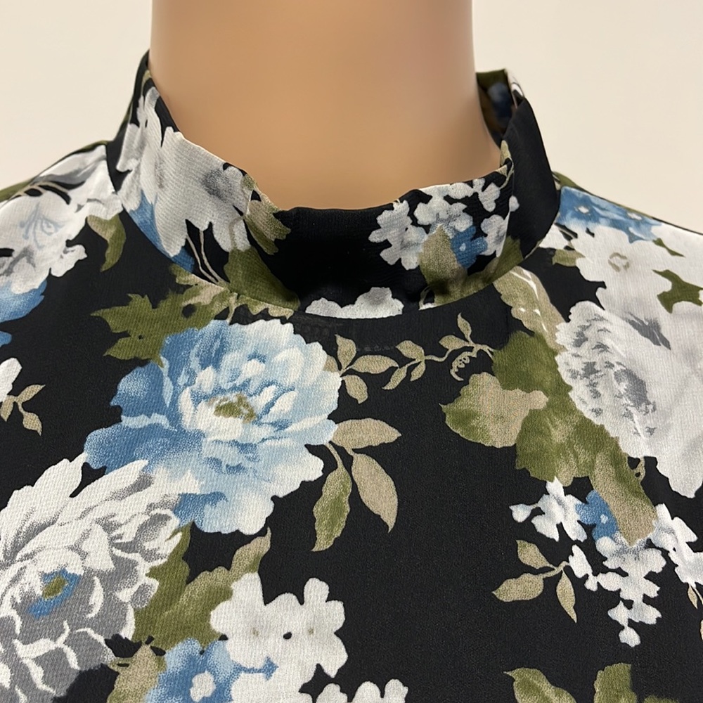 New Lulu’s long bell sleeve black with floral mini dress size M